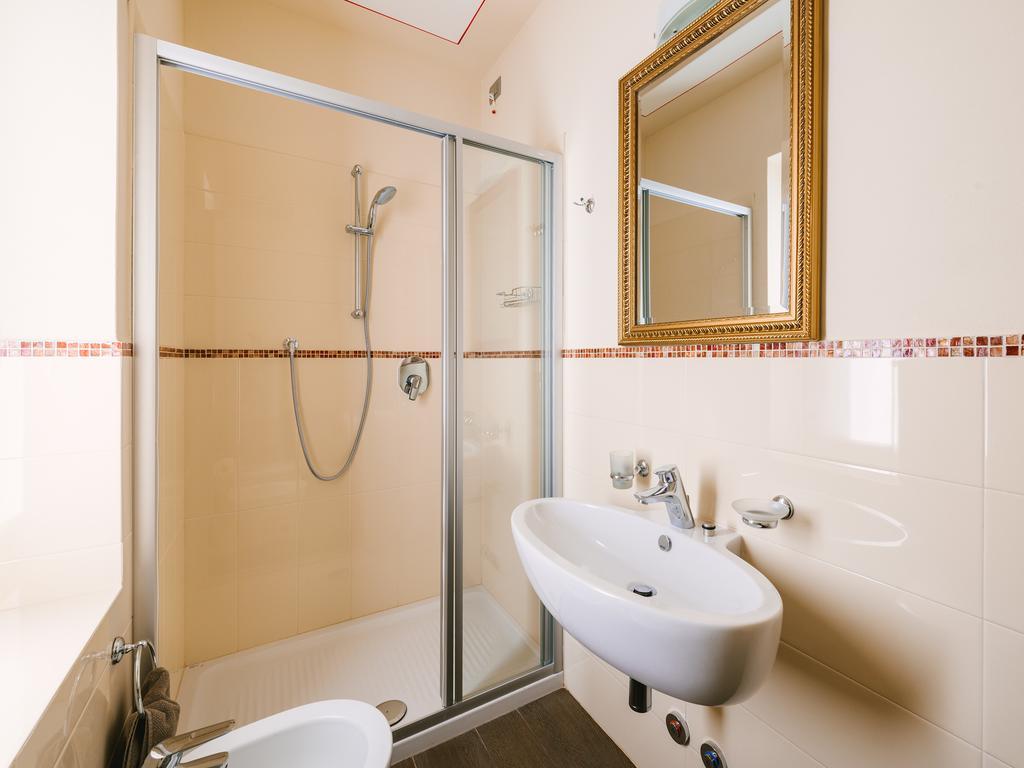 Villa Monti Varenna Quarto foto